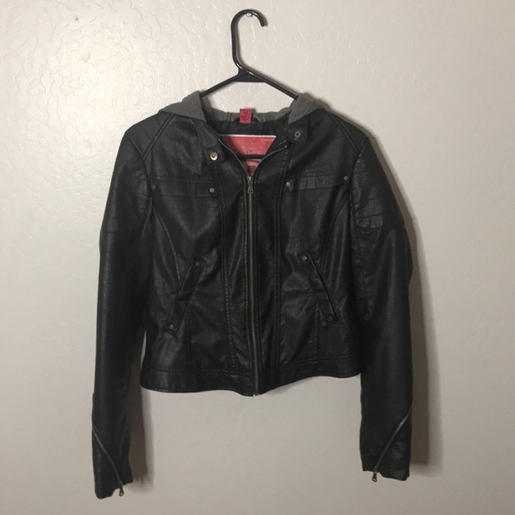 Bernardo Black Leather Jacket - Picture 1 of 4